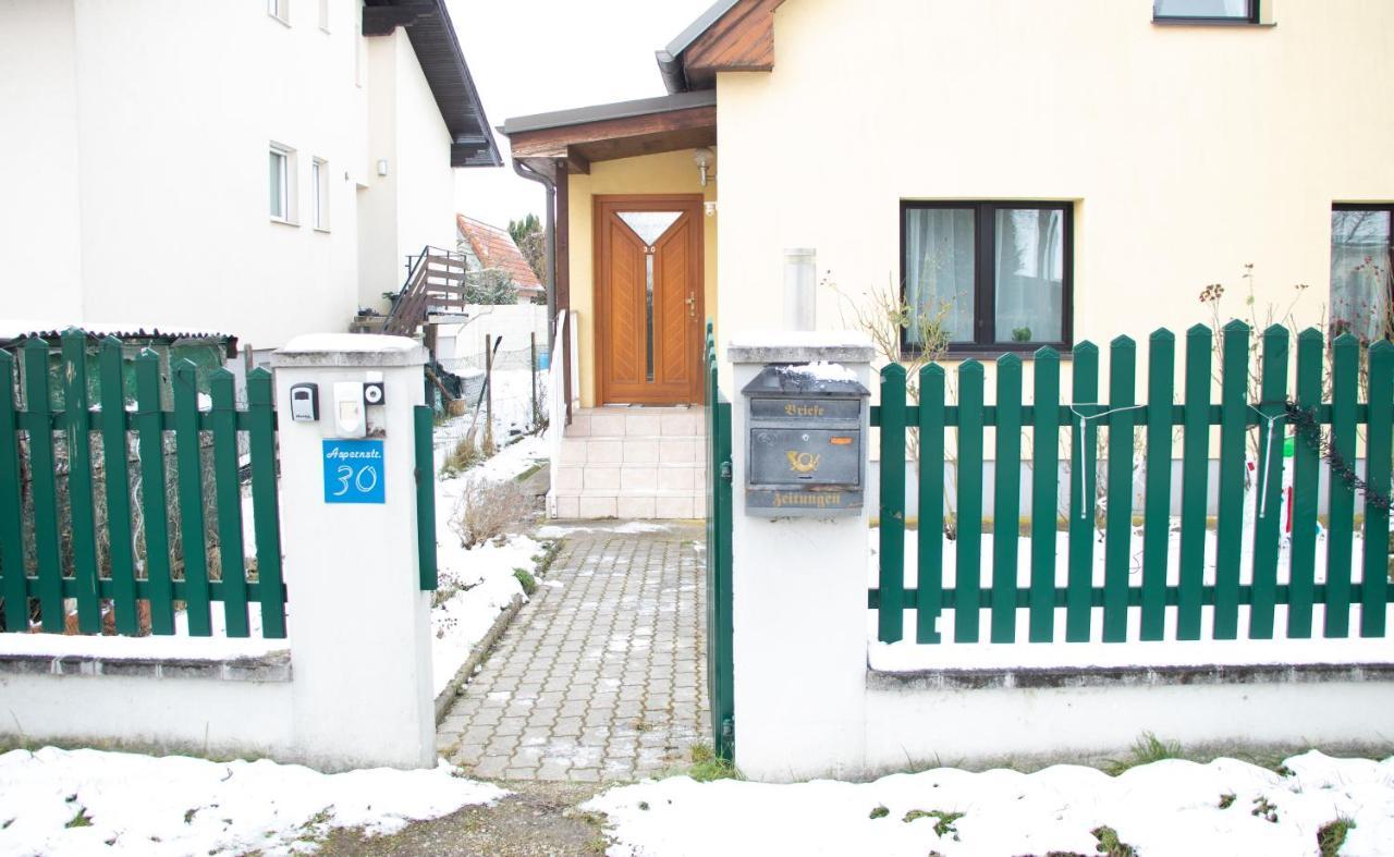 Small-Comfy Guest House In Donaustadt Garden - Not Shared! Wiedeń Zewnętrze zdjęcie