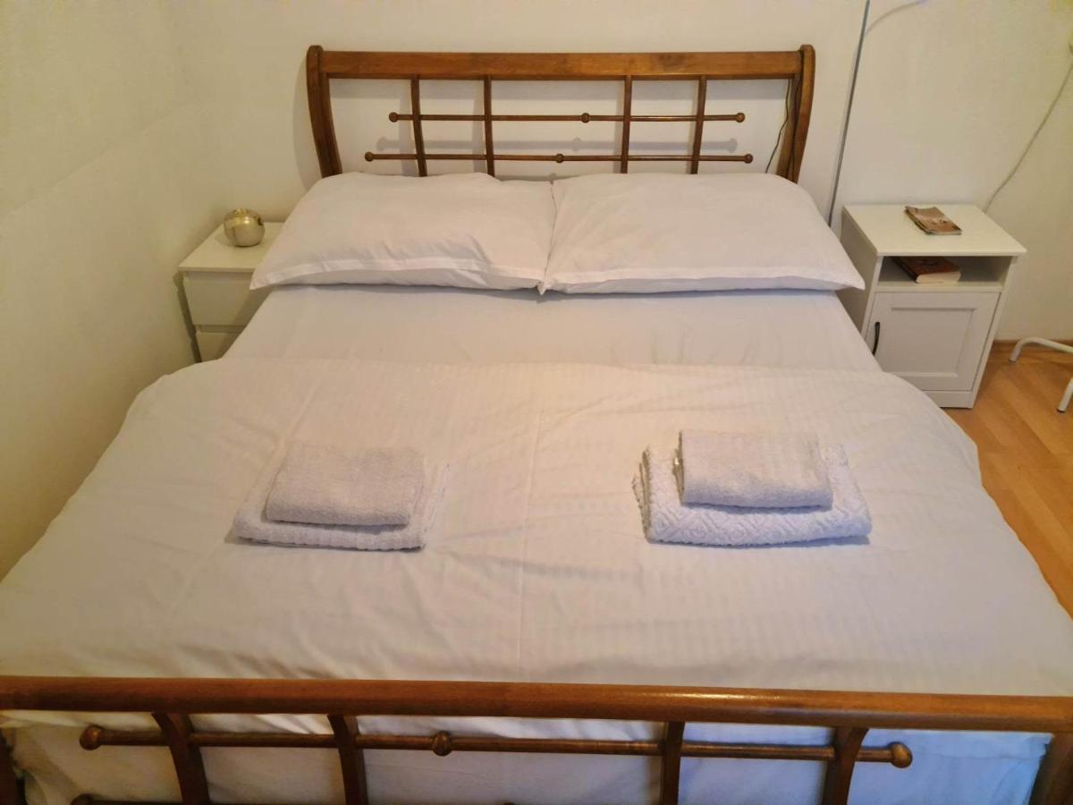 Small-Comfy Guest House In Donaustadt Garden - Not Shared! Wiedeń Zewnętrze zdjęcie